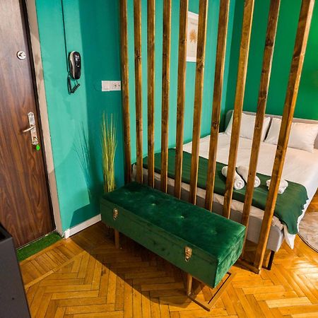 Hacienda Royal Palace - Central Designer Apartment Букурещ Екстериор снимка
