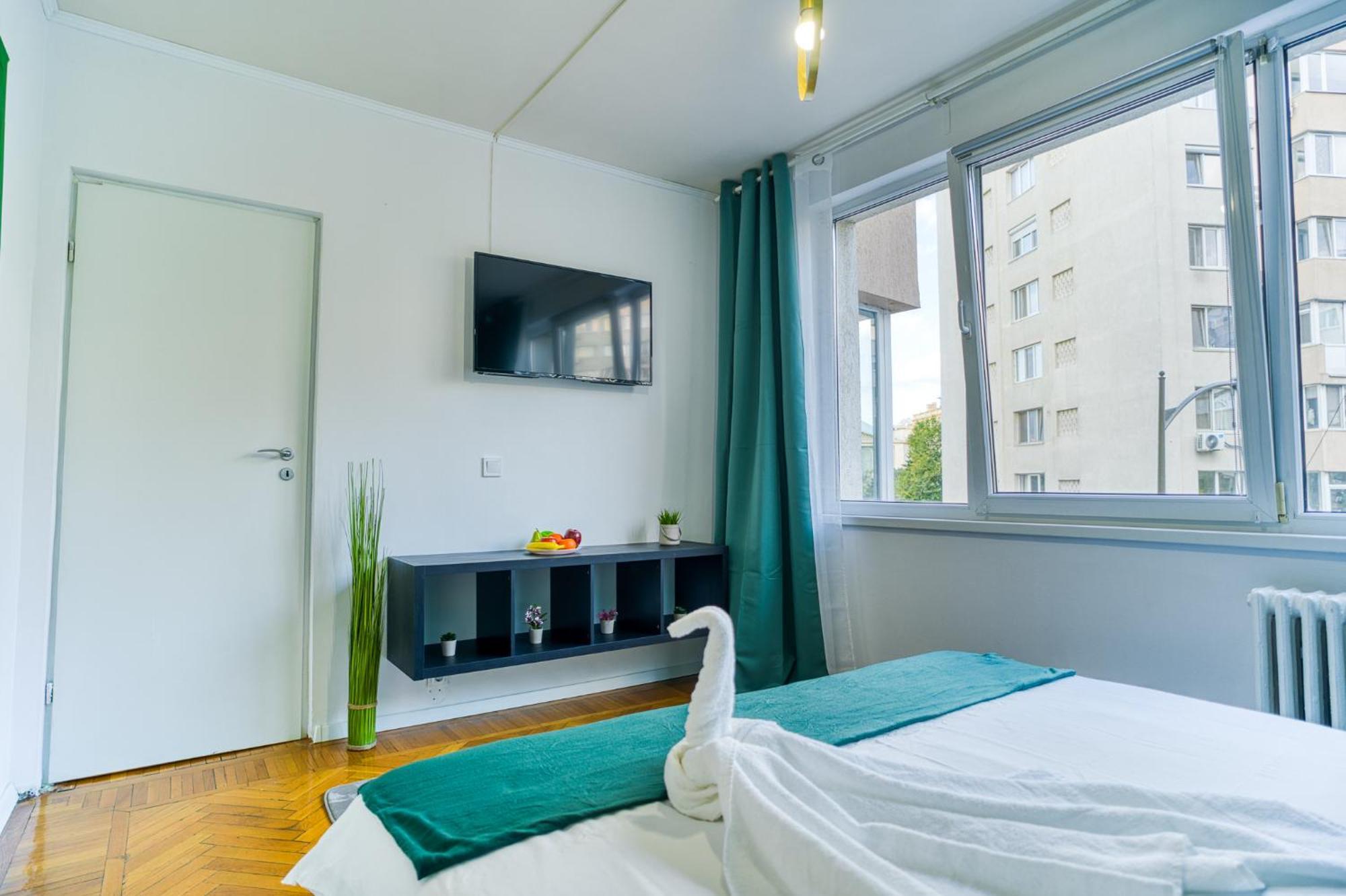 Hacienda Royal Palace - Central Designer Apartment Букурещ Екстериор снимка