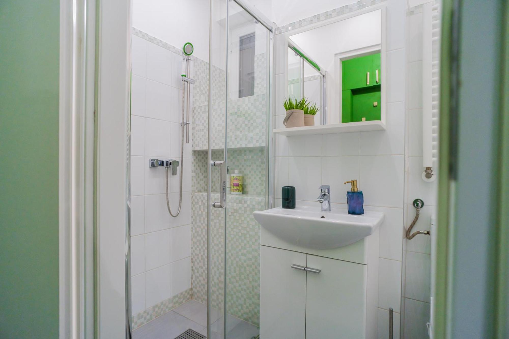 Hacienda Royal Palace - Central Designer Apartment Букурещ Екстериор снимка