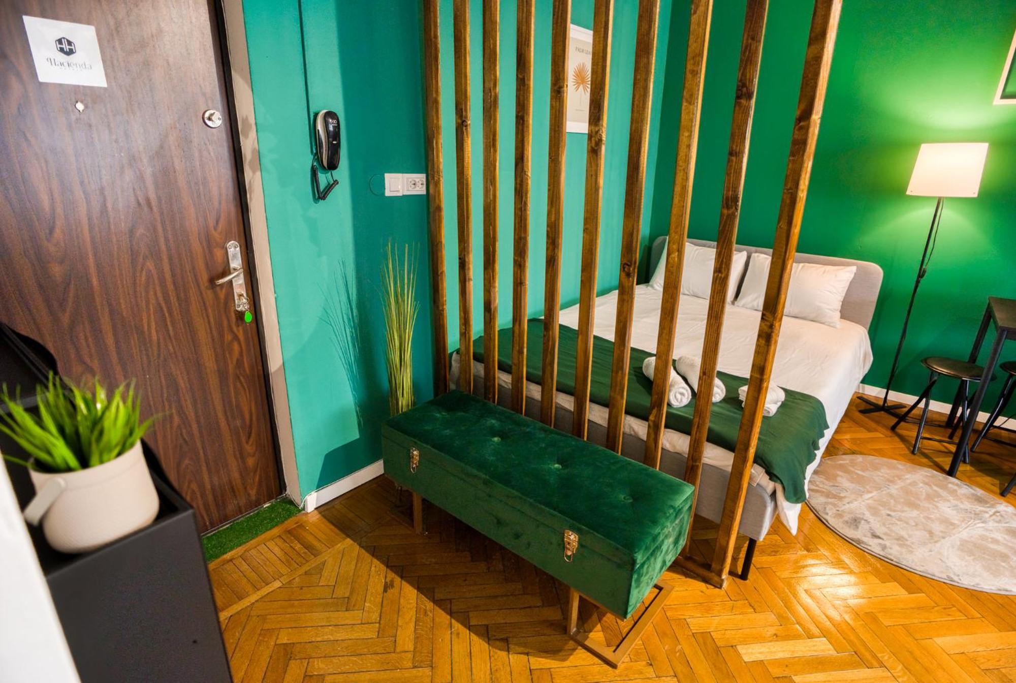 Hacienda Royal Palace - Central Designer Apartment Букурещ Екстериор снимка